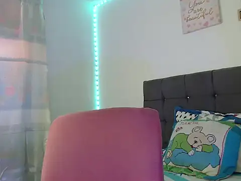 katty ebonny online show from November 2025 08:13:01 PM