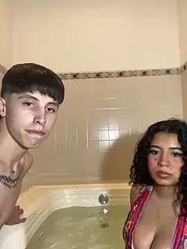 G Poseidon y Cloe online show from December 2024 09:30:02 PM