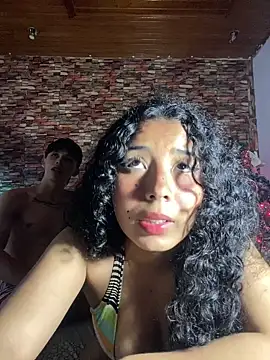 G Poseidon y Cloe online show from December 2024 12:26:01 AM