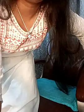 Rina777o online show from November 2025 06:07:02 PM