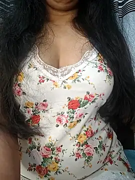 Rina777o online show from May 2026 01:44:01 AM