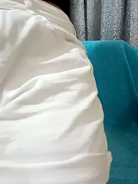 Rina777o online show from September 2025 06:18:02 PM