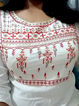 Rina777o online show from October 2025 03:35:01 PM