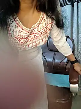 Rina777o online show from February 2026 06:07:02 PM