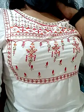 Rina777o online show from October 2025 06:09:02 PM