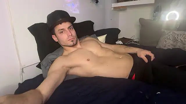 hot shot 13 online show from January 2026 06:20:01 AM