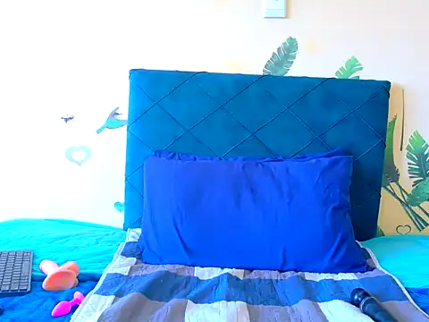 Snapshot of chloechrome chatting on November 2025 01:47:01 PM chloechrome online show from November 2025 01:47:01 PM