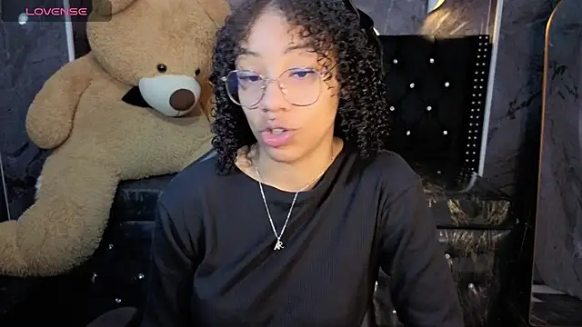 Violeth b online show from March 2026 01:01:02 PM