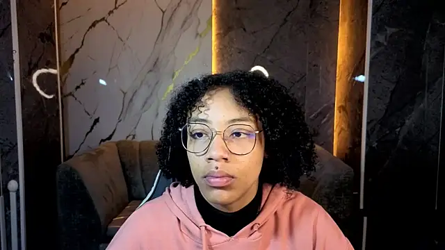 Violeth b online show from December 2025 12:38:01 PM