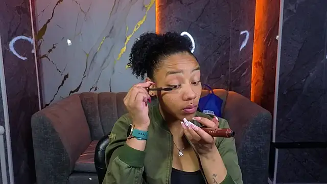 Violeth b online show from November 2025 12:54:02 PM