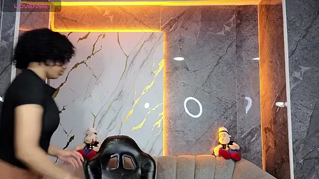 Violeth b online show from March 2026 01:02:01 PM