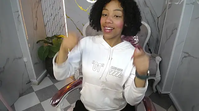 Violeth b online show from October 2025 01:13:02 PM