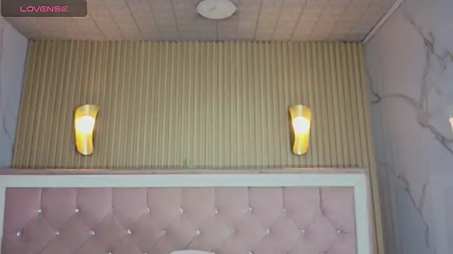 Violeth b online show from December 2025 12:52:02 PM