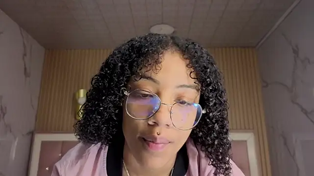 Violeth b online show from December 2025 12:42:02 PM