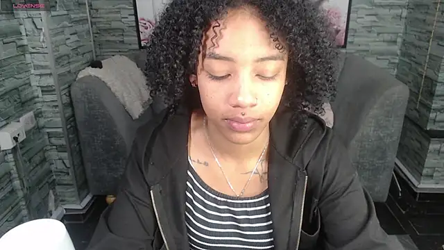 Violeth b online show from September 2025 12:56:02 PM