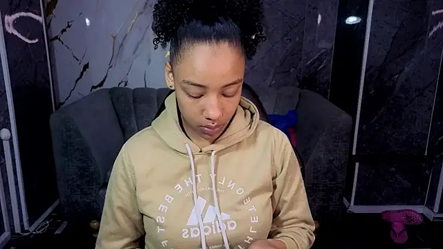 Violeth b online show from November 2025 12:49:01 PM