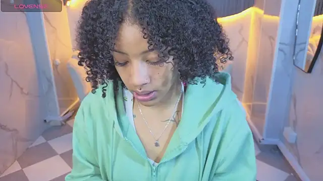 Violeth b online show from February 2026 12:56:01 PM