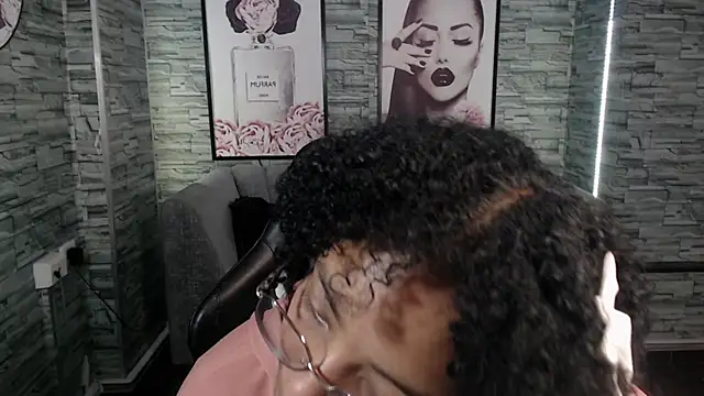 Violeth b online show from September 2025 12:48:01 PM