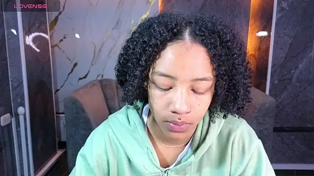 Violeth b online show from October 2025 12:48:01 PM