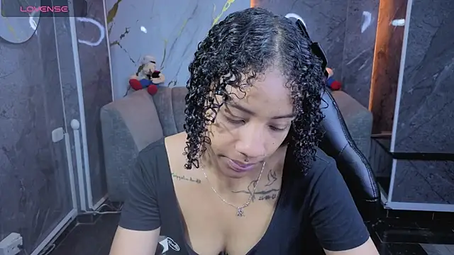 Violeth b online show from April 2026 12:58:02 PM