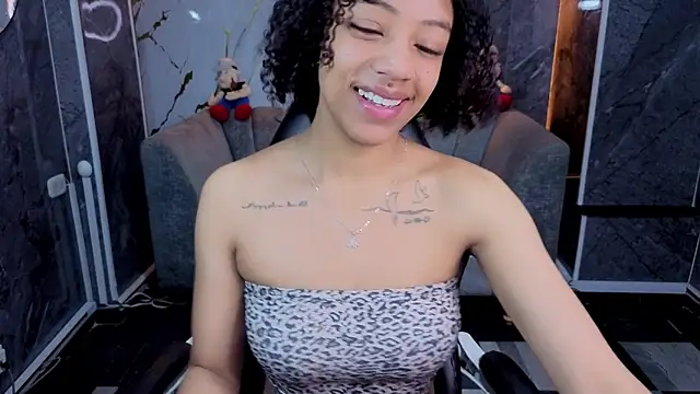 Violeth b online show from April 2026 12:45:01 PM