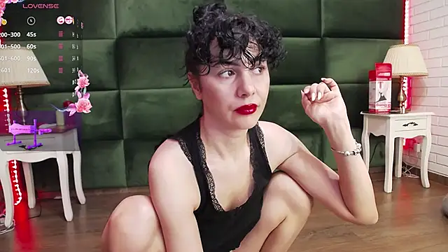 SelenSummer online show from November 2025 08:20:02 PM