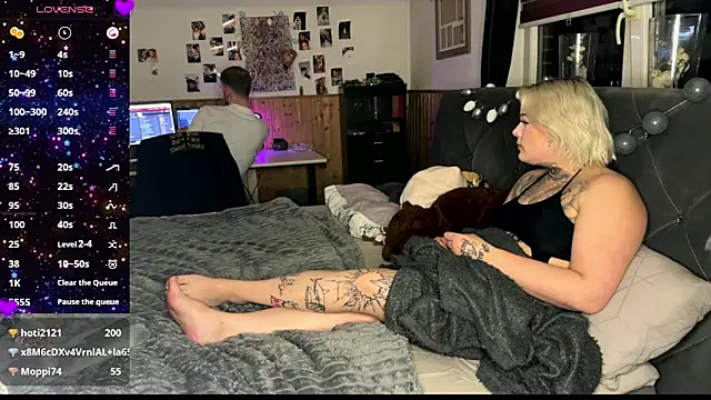 Snapshot of elina_may chatting on March 2025 06:26:02 PM elina may online show from March 2025 06:26:02 PM