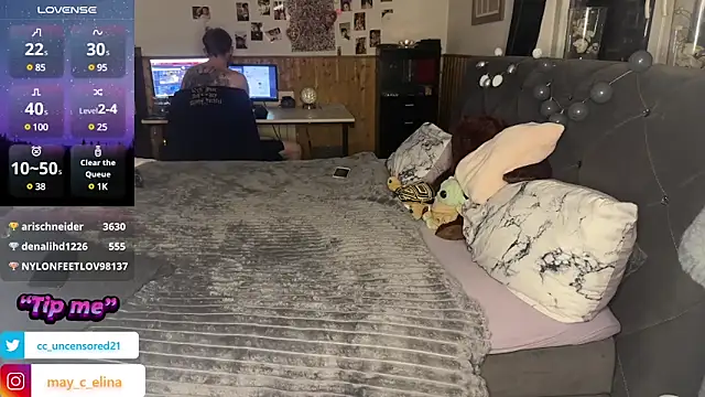 Snapshot of elina_may chatting on January 2025 10:51:02 PM elina may online show from January 2025 10:51:02 PM