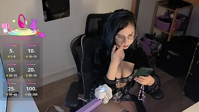 LisandreLaVenale online show from March 2026 10:40:01 PM