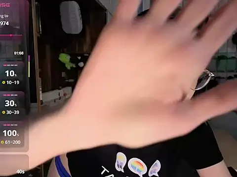 LisandreLaVenale online show from November 2025 10:32:01 PM