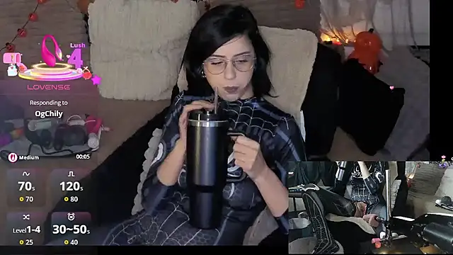 LisandreLaVenale online show from October 2025 10:30:01 PM