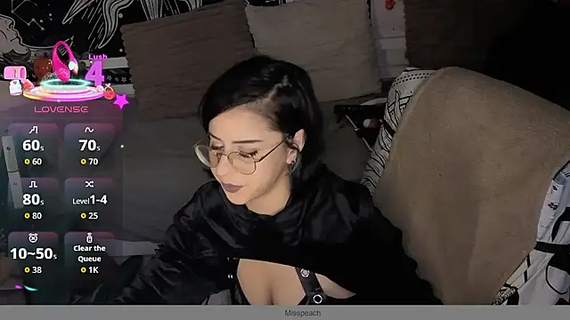 LisandreLaVenale online show from November 2025 11:31:01 PM