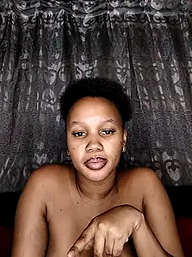 Snapshot of Sego_TeeTee chatting on April 2026 09:40:01 PM Sego TeeTee online show from April 2026 09:40:01 PM