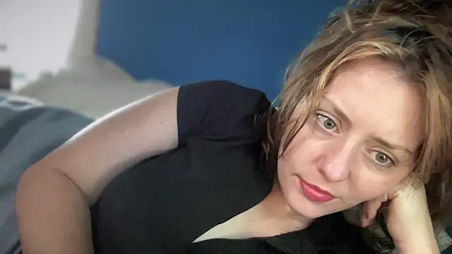 SkarlettRose96 online show from September 2025 02:19:01 PM