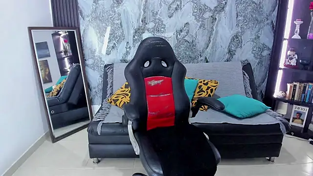 Carlota milf 30 online show from December 2025 07:45:01 PM