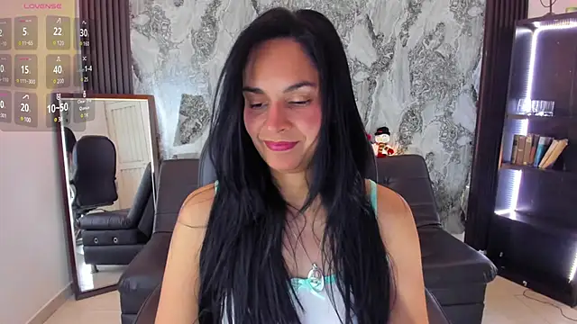 Carlota milf 30 online show from December 2024 06:44:02 PM