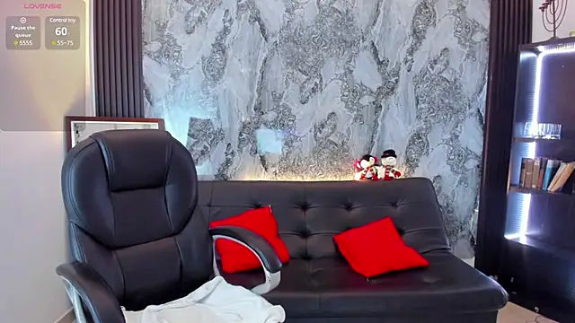 Carlota milf 30 online show from December 2024 06:43:02 PM