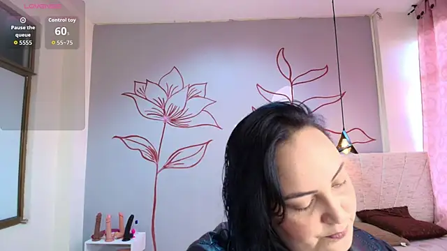 veronicabbw online show from December 2025 12:06:01 PM