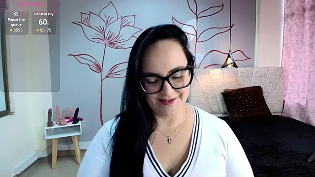 veronicabbw online show from November 2025 12:10:01 PM