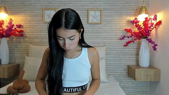 IssabellaLopez online show from October 2025 12:20:02 PM