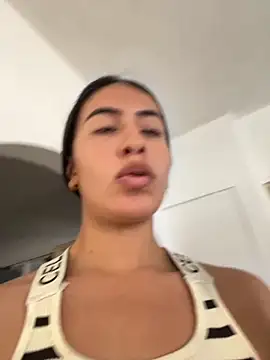 IssabellaLopez online show from September 2025 03:27:01 PM