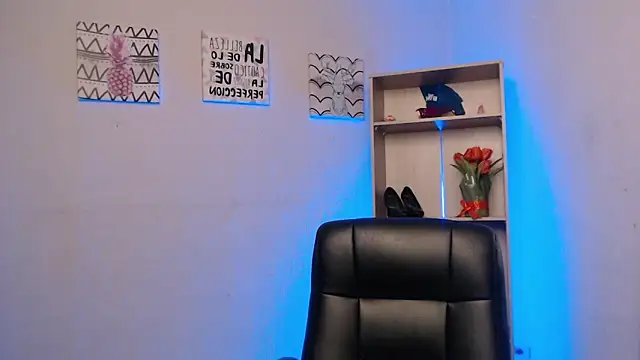 Jeam hot online show from September 2025 08:41:01 PM