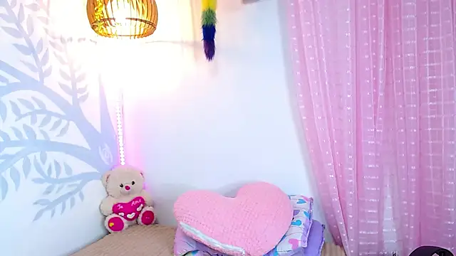 Alison Wiley online show from April 2026 06:29:02 AM