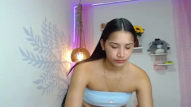Alison Wiley online show from October 2025 05:41:01 AM