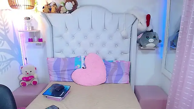 Alison Wiley online show from February 2026 04:01:02 AM