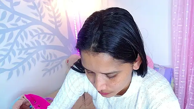 Alison Wiley online show from April 2026 04:47:01 AM