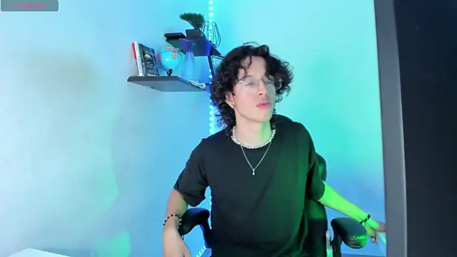manu vera online show from October 2025 02:55:01 AM