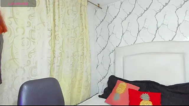 Snapshot of victoriia_sweet_ chatting on June 2026 10:37:01 AM victoriia sweet online show from June 2026 10:37:01 AM