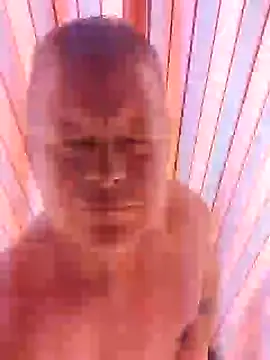 Snapshot of swingr chatting on January 2025 11:43:02 AM swingr online show from January 2025 11:43:02 AM