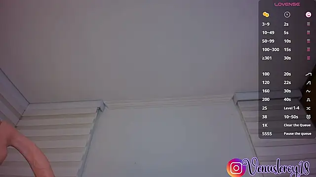 venusleroy  online show from November 2025 11:05:01 PM